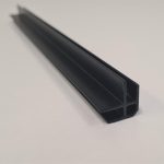 Sienas paneļa 90 grādu stūra līste melna
