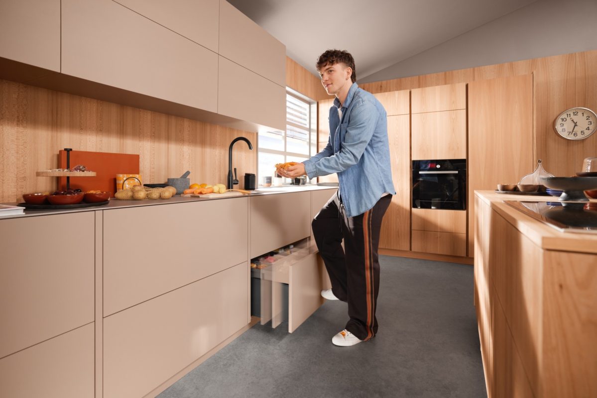 Blum SERVO drive mehānisms